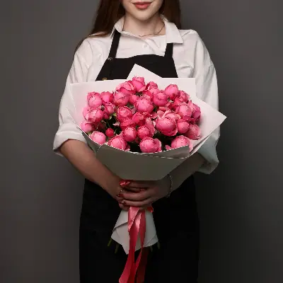 Букет 80 из кустовых роз