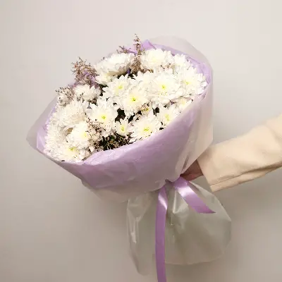 Букет 95 из хризантем и лимониума