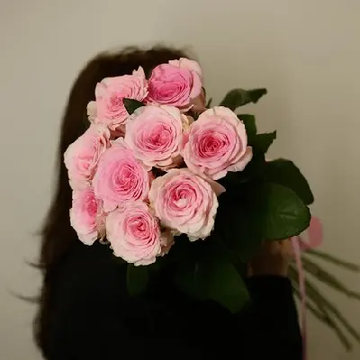 Моно букет из 9 роз Мандала